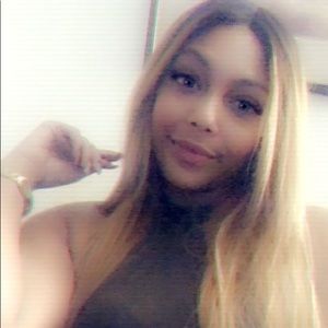 Meet your Posher, Maya